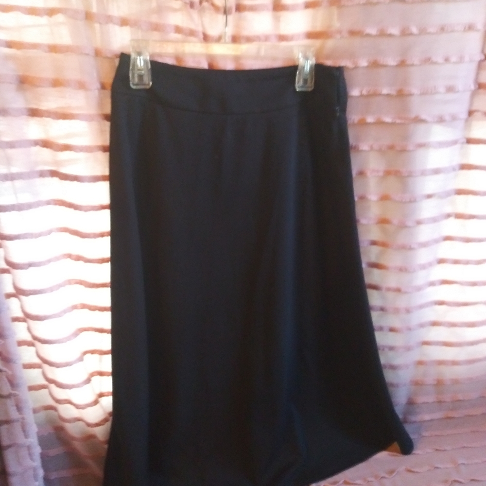 black skirt like new never worn